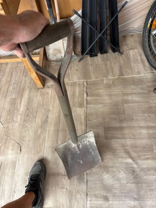 Pala de obra con mango