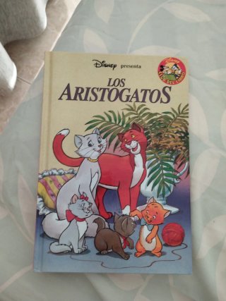 Libro cuento Disney los aristogatos