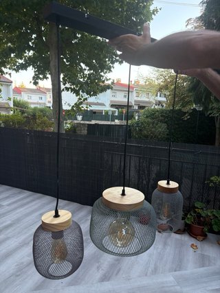 Lámpara colgante 3 focos metal y madera