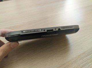 PS Vita OLED 64GB con funda y cargador