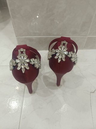 Zapatos de tacón burdeos T39