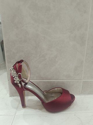 Zapatos de tacón burdeos T39