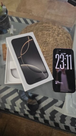 iPhone 16 Pro Apple