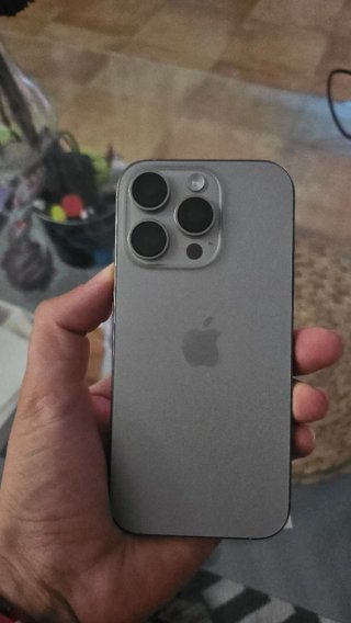 iPhone 16 Pro Apple