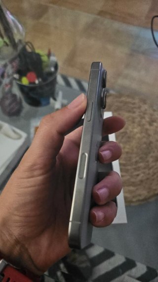 iPhone 16 Pro Apple