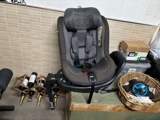 Silla de coche giratoria