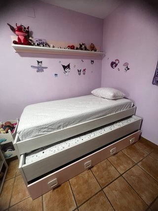 Conjunto de dormitorio de niña