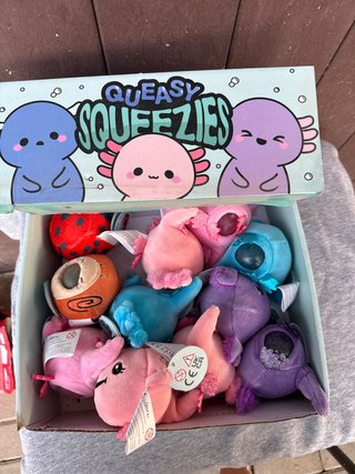 Lote de 10 Squeezies Queasy