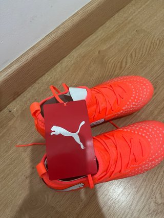 Botas de fútbol Puma talla 33