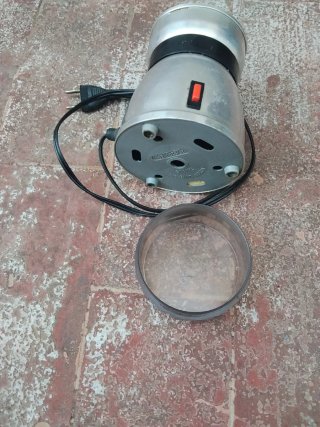 Molinillo de café eléctrico
