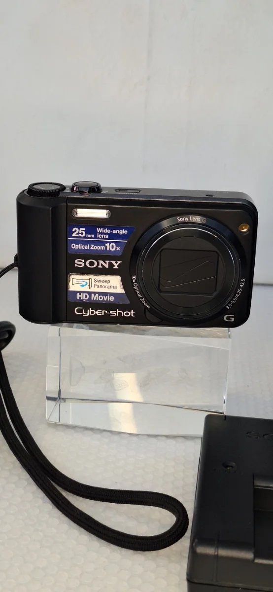 Cámara Sony Cyber-shot DSC-H70 Negra