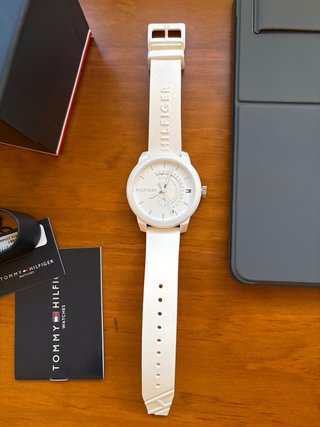 Reloj Tommy Hilfiger Blanco y Plateado