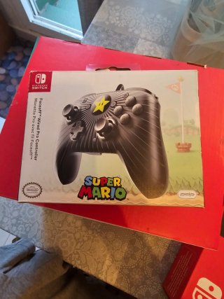Nintendo Switch + Accessori Gaming