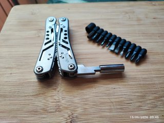 Multiherramienta Jeep 9 en 1 - 16,8 cm