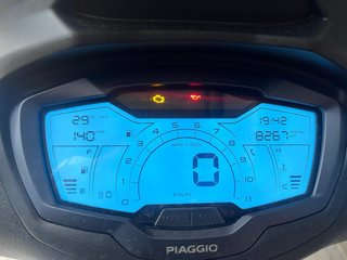 Piaggio Beverly 400Hpe 2024 Azul