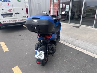 Piaggio Beverly 400Hpe 2024 Azul