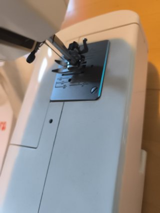 Máquina de coser Alfa