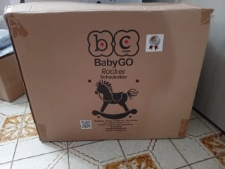 Mucca a dondolo Baby Go che muggisce