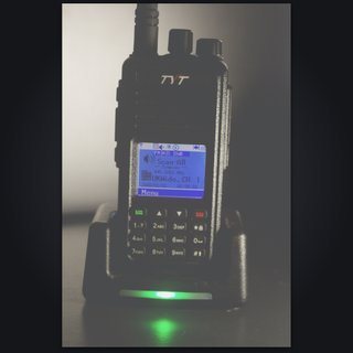 TYT MD-380 DMR UHF 5W + cargador