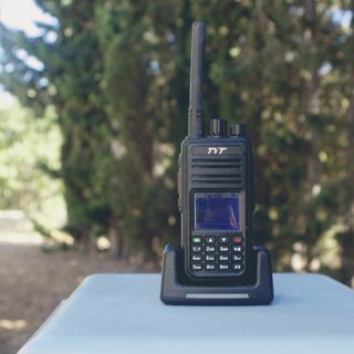 TYT MD-380 DMR UHF 5W + cargador