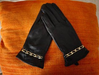 Guantes de piel mujer con cadena dorada