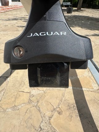 Barras de techo Jaguar XE Originales
