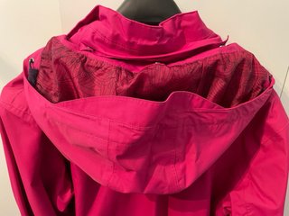 Cortavientos Quechua fucsia Decathlon