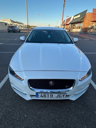 Jaguar XE 2015