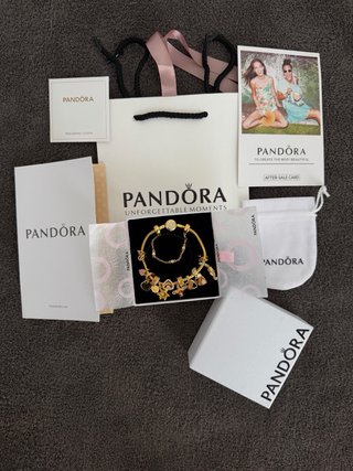 Pulsera Pandora con Charms