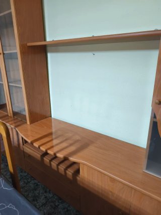 Mueble de salón comedor + mesa + sillas