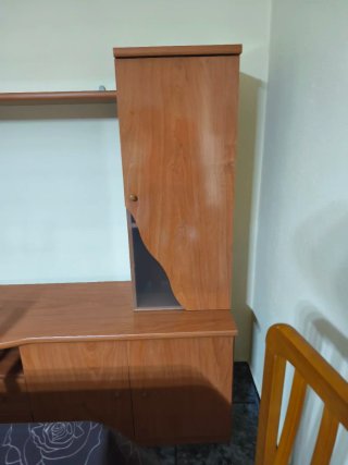 Mueble de salón comedor + mesa + sillas