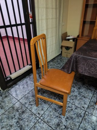 Mueble de salón comedor + mesa + sillas
