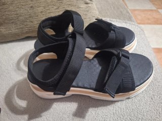 Sandalias negras de plataforma 41