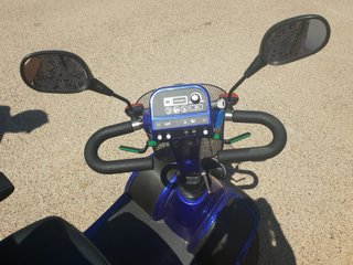 Silla eléctrica scooter azul