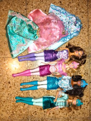 Barbie y las 4 Mosqueteras Muñecas y Ropas