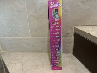 Muñeca Barbie de colección sin abrir