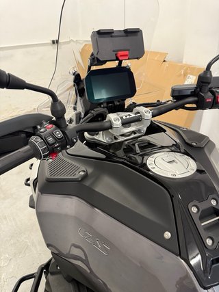 BMW GS 1300 Adventure Moto Gris/Blanca