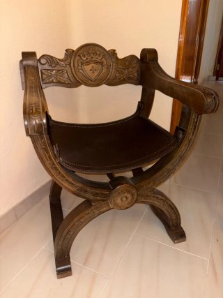 Taquillón castellano+sillones y regalo 2 sillas