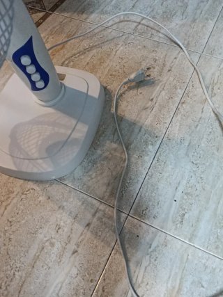 Ventilador Neos Blanco y Azul