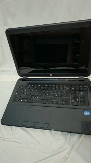 HP 15-d002sl Intel Core i3 Laptop