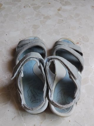 Sandalias grises y azules talla 37