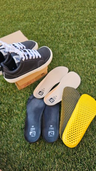 Zapatillas Freekers Cheste Negras