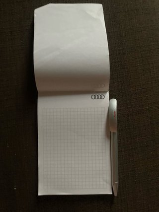 Libreta y bolígrafo Audi sin estrenar