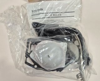 Cinturón seguridad tras 7337047020B2 Toyota Prius+