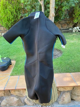 Traje neopreno infantil OLAIAN y DECATLON