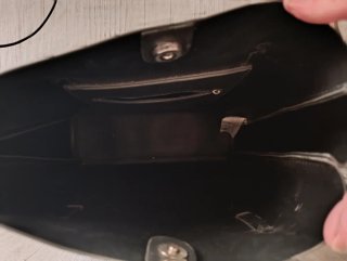 Bolso rígido negro
