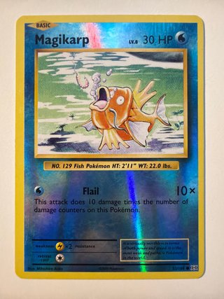 Carta Pokémon Magikarp 33/108