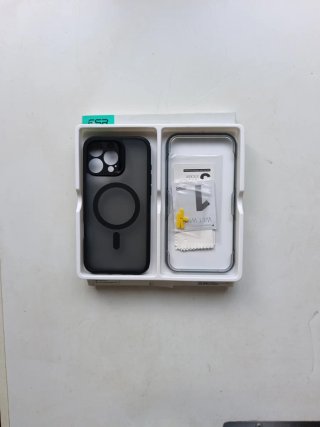 Custodia ESR iPhone 16 Pro MAX Nero Satinato