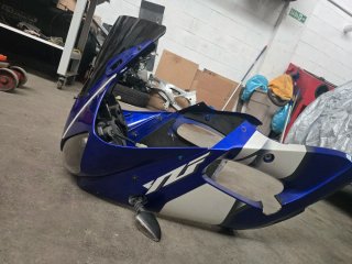 Carenado Yamaha R6 Azul y Blanco