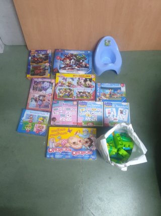 Lote de Puzzles y Juegos Infantiles